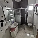 Apartment Toni Primošten
