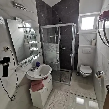 公寓 Toni 普利莫顿